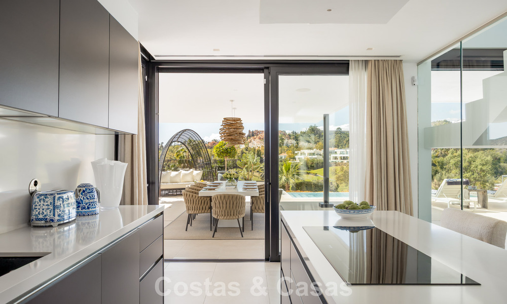 Geavanceerde luxevilla te koop eerstelijnsgolf in Nueva Andalucia’s vallei, Marbella 796718