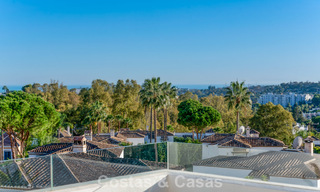 Luxueus duplex penthouse te koop in een gated complex in Nueva Andalucia’s golfvallei, Marbella 796752 