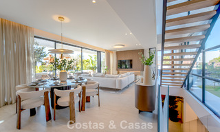 Exclusieve, moderne luxevilla te koop op loopafstand van het strand in het oostelijk deel van Marbella 796885 
