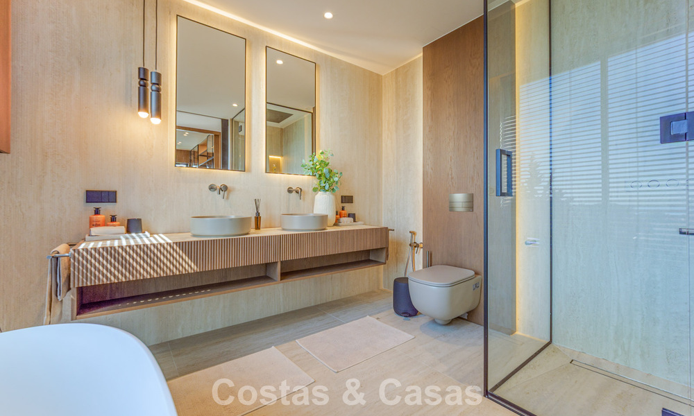 Exclusieve, moderne luxevilla te koop op loopafstand van het strand in het oostelijk deel van Marbella 796900