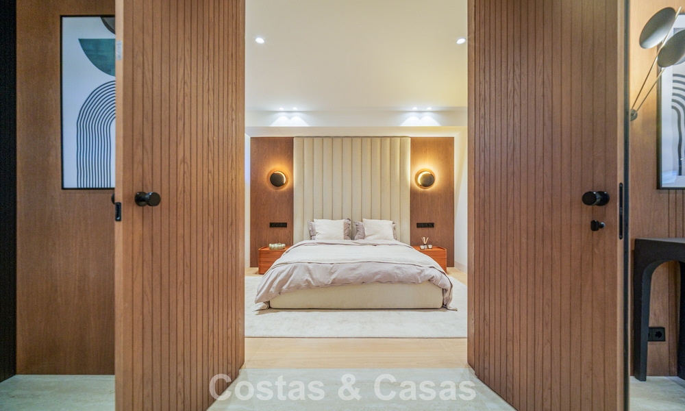 Exclusieve, moderne luxevilla te koop op loopafstand van het strand in het oostelijk deel van Marbella 796908