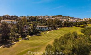 Mediterrane frontline golfvilla met panoramisch uitzicht te koop in La Cala golf resort, Mijas Costa 796446 
