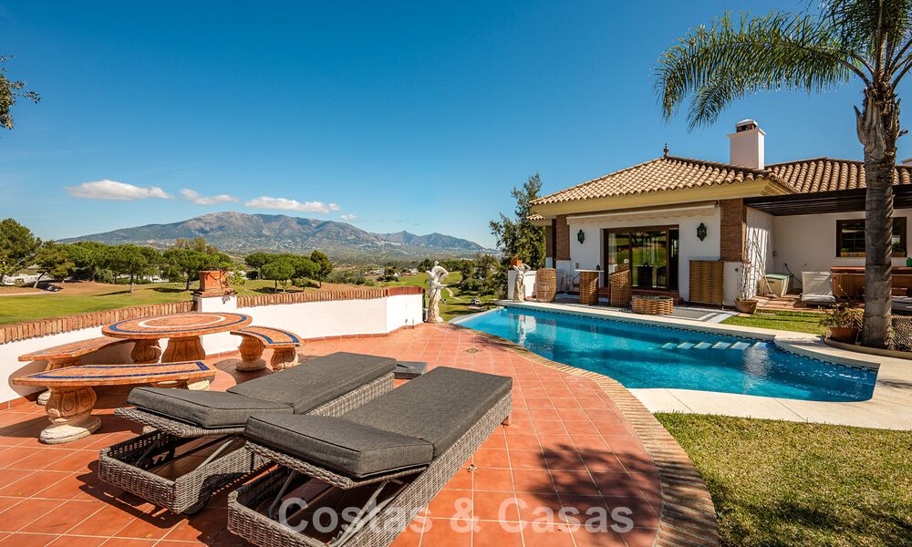 Mediterrane frontline golfvilla met panoramisch uitzicht te koop in La Cala golf resort, Mijas Costa 796457