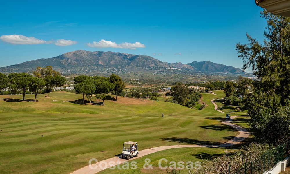 Mediterrane frontline golfvilla met panoramisch uitzicht te koop in La Cala golf resort, Mijas Costa 796463