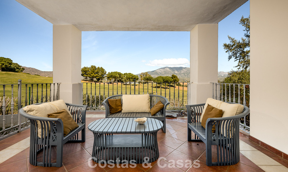 Mediterrane frontline golfvilla met panoramisch uitzicht te koop in La Cala golf resort, Mijas Costa 796486