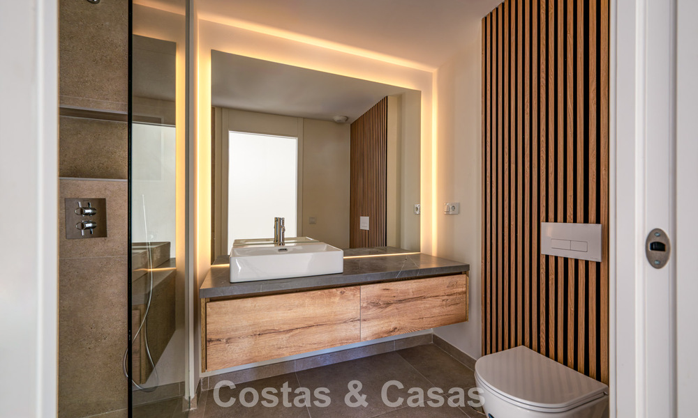 Instapklaar! Luxueuze, moderne appartementen met panoramisch zeezicht te koop in Mijas’ golfvallei aan de Costa del Sol 797108