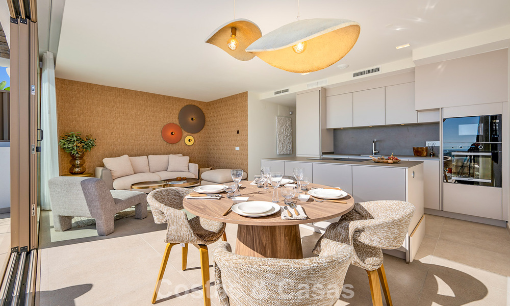 Instapklaar! Luxueuze, moderne appartementen met panoramisch zeezicht te koop in Mijas’ golfvallei aan de Costa del Sol 797122