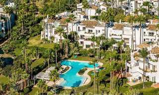 Elegant gerenoveerd appartement te koop op loopafstand van het strand op de New Golden Mile tussen Marbella en Estepona 797227 