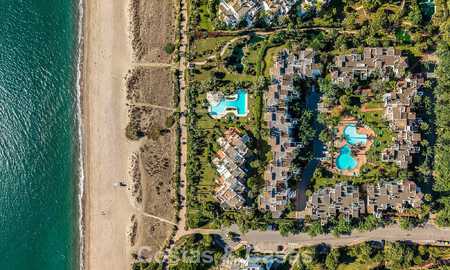 Elegant gerenoveerd appartement te koop op loopafstand van het strand op de New Golden Mile tussen Marbella en Estepona 797229