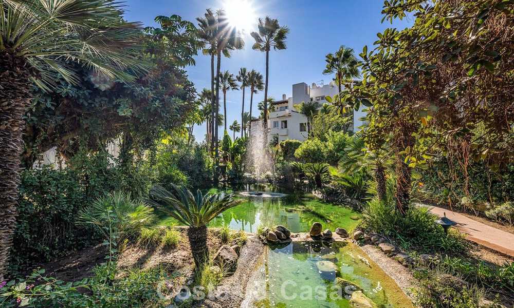 Elegant gerenoveerd appartement te koop op loopafstand van het strand op de New Golden Mile tussen Marbella en Estepona 797232
