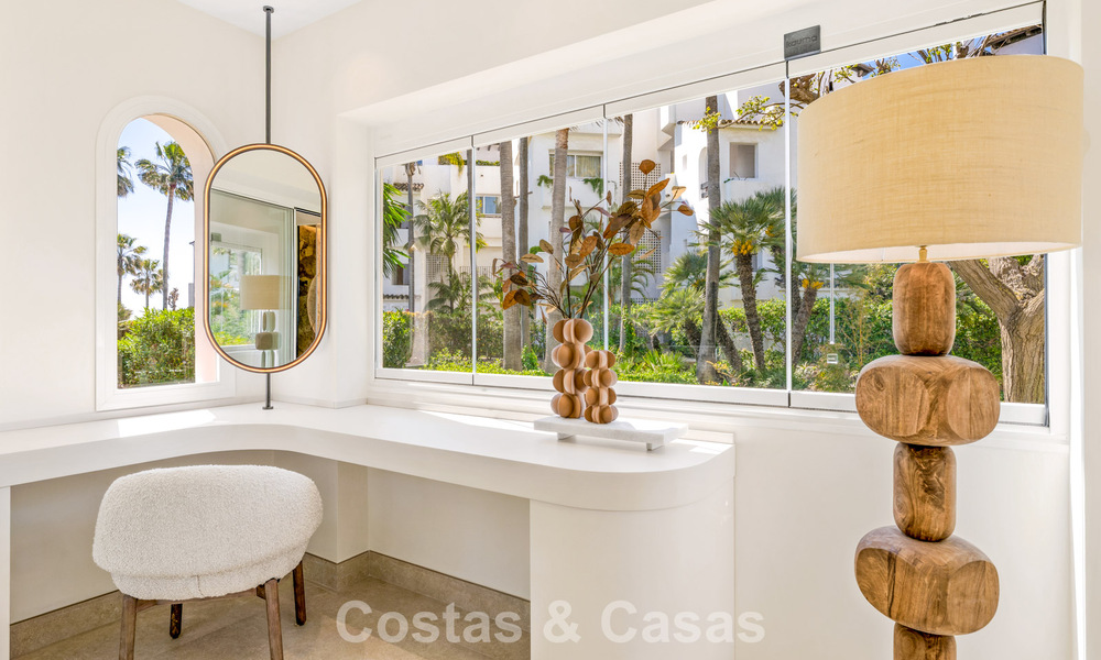 Elegant gerenoveerd appartement te koop op loopafstand van het strand op de New Golden Mile tussen Marbella en Estepona 797249