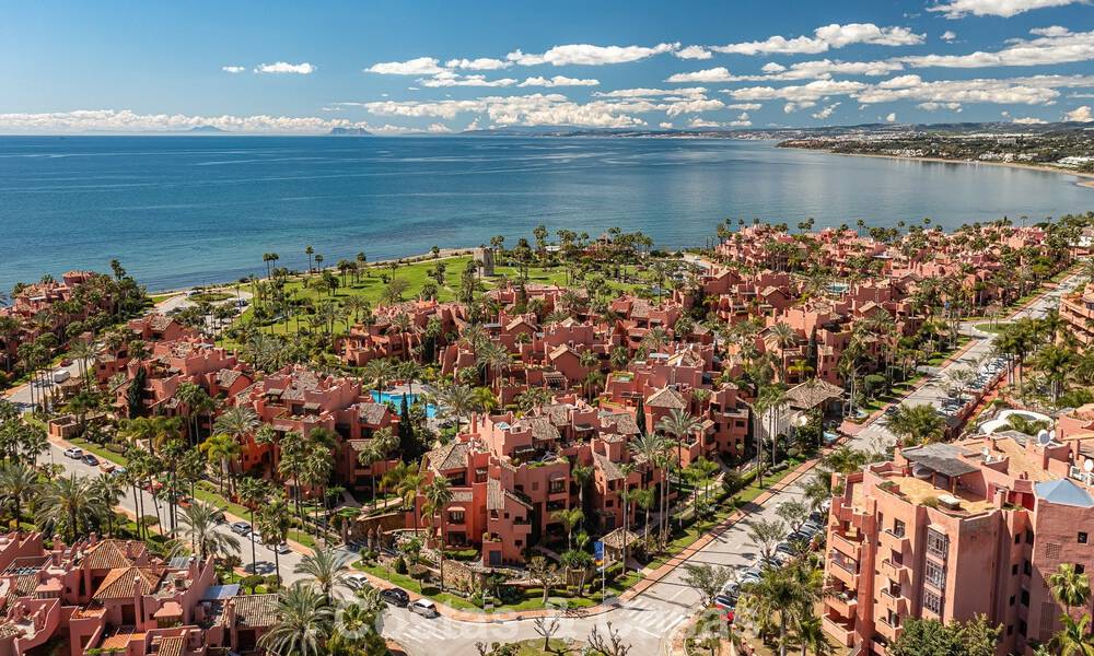 Luxueus duplex penthouse te koop in een vijfsterren strandcomplex op de New Golden Mile tussen Marbella en Estepona 797736