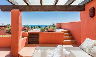 Luxueus duplex penthouse te koop in een vijfsterren strandcomplex op de New Golden Mile tussen Marbella en Estepona 797743 
