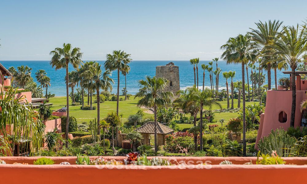 Luxueus duplex penthouse te koop in een vijfsterren strandcomplex op de New Golden Mile tussen Marbella en Estepona 797746