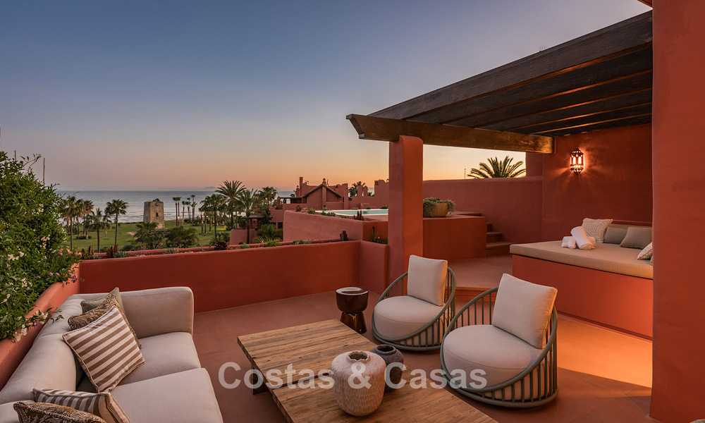 Luxueus duplex penthouse te koop in een vijfsterren strandcomplex op de New Golden Mile tussen Marbella en Estepona 797755