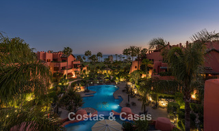 Luxueus duplex penthouse te koop in een vijfsterren strandcomplex op de New Golden Mile tussen Marbella en Estepona 797760 