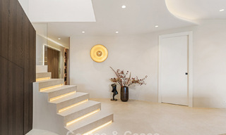 Luxueus duplex penthouse te koop in een vijfsterren strandcomplex op de New Golden Mile tussen Marbella en Estepona 797766 
