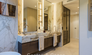 Luxueus duplex penthouse te koop in een vijfsterren strandcomplex op de New Golden Mile tussen Marbella en Estepona 797792 