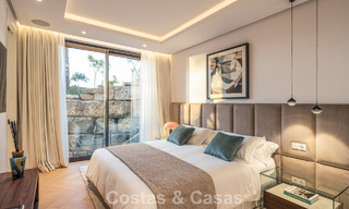 Gesofisticeerde luxevilla te koop in een exclusieve, rustige, gated woonwijk op de Golden Mile van Marbella 798048 