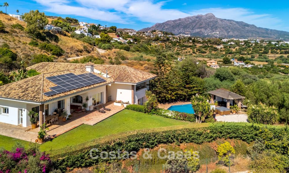 Exclusieve villa met mediterrane bouwstijl te koop op een riant perceel in Marbella - Benahavis 797053
