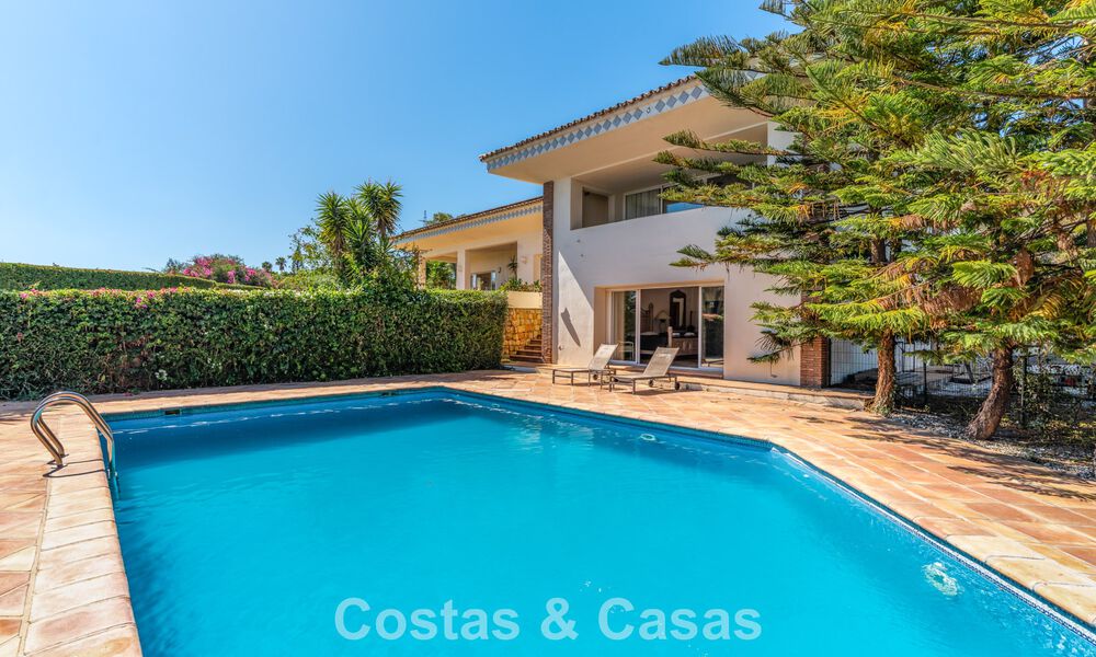 Exclusieve villa met mediterrane bouwstijl te koop op een riant perceel in Marbella - Benahavis 797081