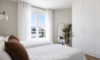 Modern penthouse met ‘wraparound’ terras en 360° uitzicht te koop in Nueva Andalucia, Marbella 798082 