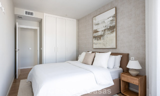 Modern penthouse met ‘wraparound’ terras en 360° uitzicht te koop in Nueva Andalucia, Marbella 798084 
