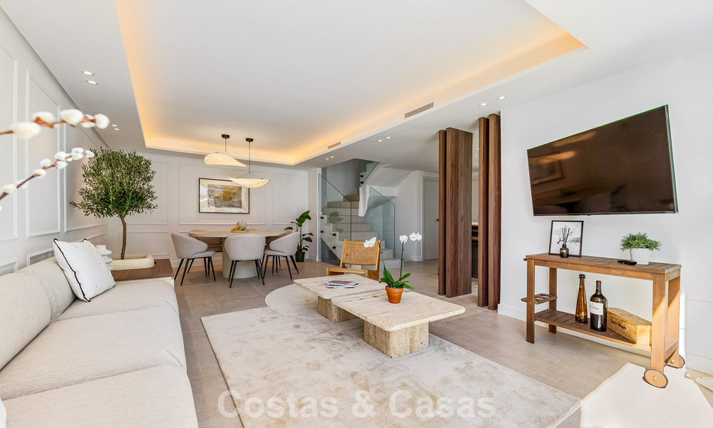 Gerenoveerd schakelwoning te koop aan de Golden Mile op loopafstand van het strand en Puente Romano, Marbella 797324