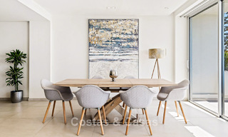 Exclusieve, moderne strandvilla te koop met directe toegang tot het strand in Mijas, Costa del Sol 797380 