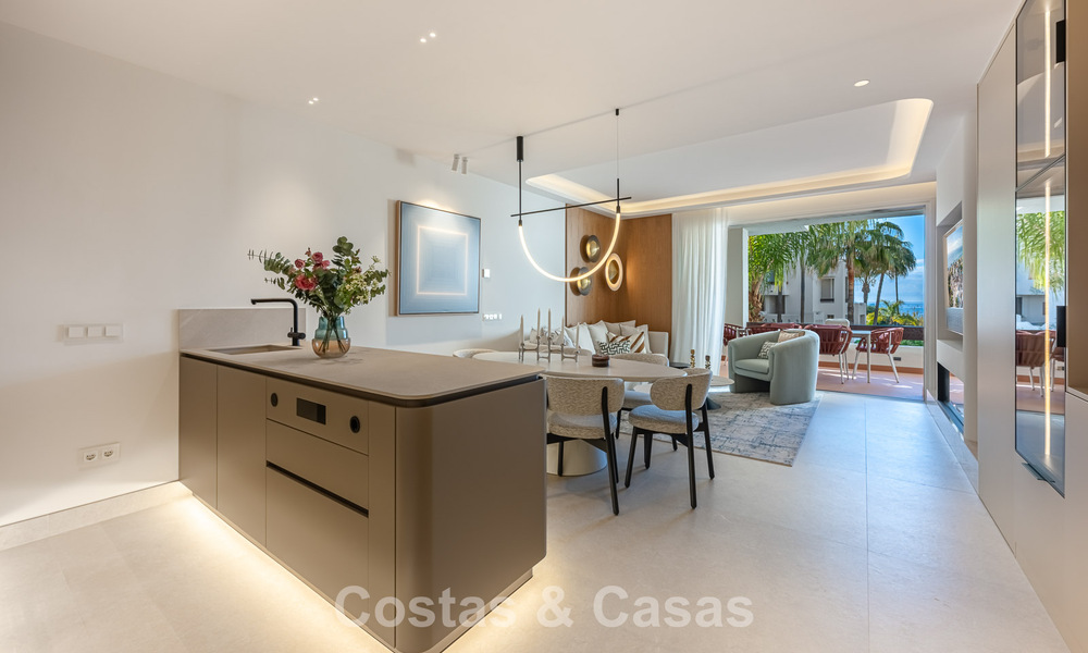 Eersteklas appartement te koop met zeezicht in een strandcomplex op de New Golden Mile tussen Marbella en Estepona 797411