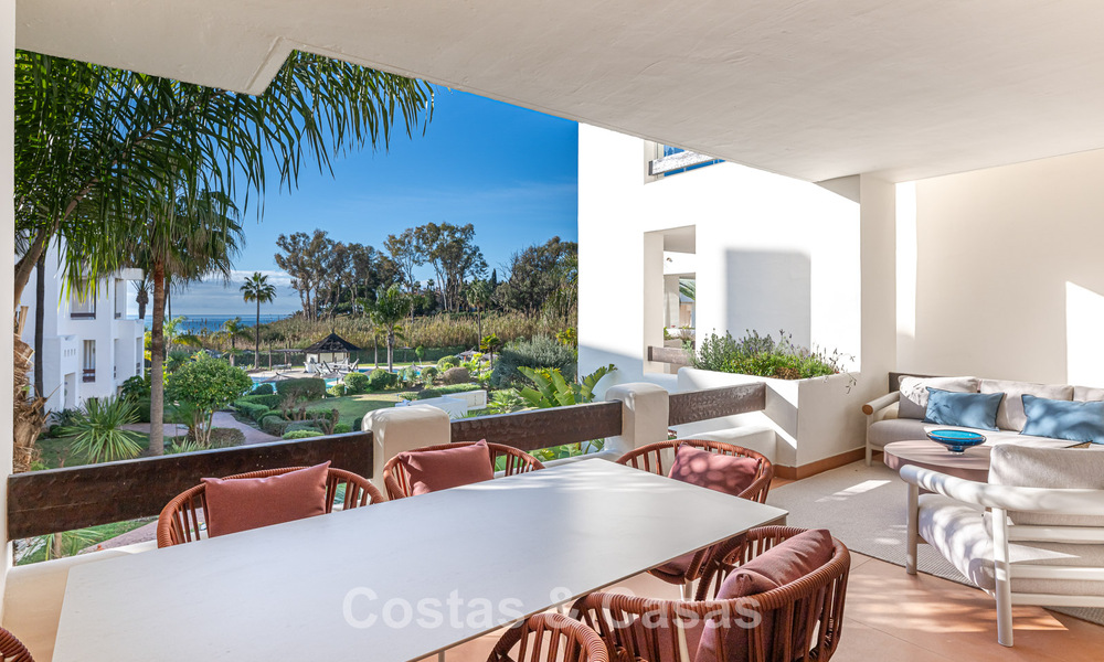 Eersteklas appartement te koop met zeezicht in een strandcomplex op de New Golden Mile tussen Marbella en Estepona 797460