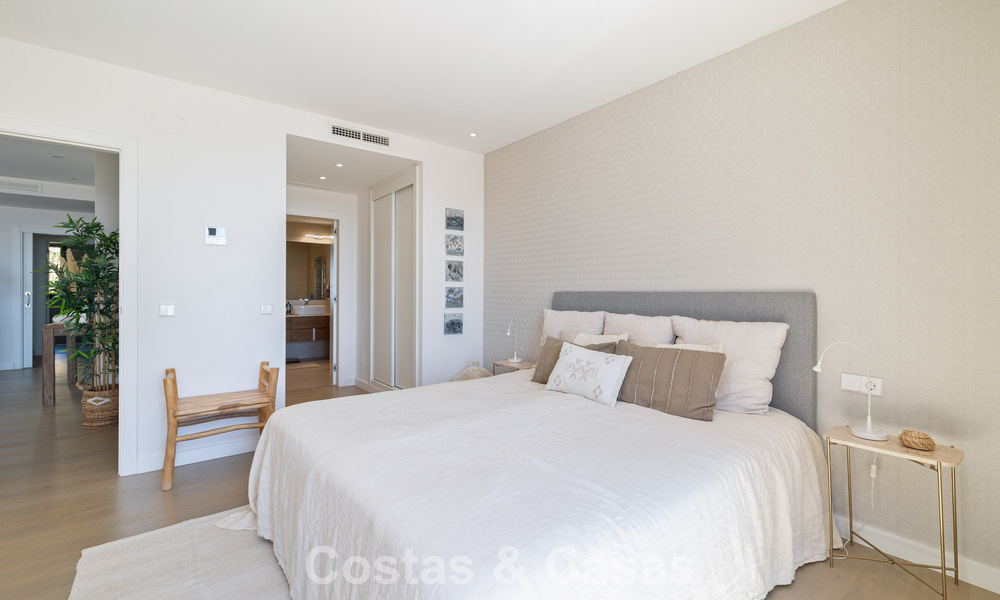 Prestigieus luxepenthouse met panoramisch golf- en zeezicht te koop in Marbella - Benahavis 797529