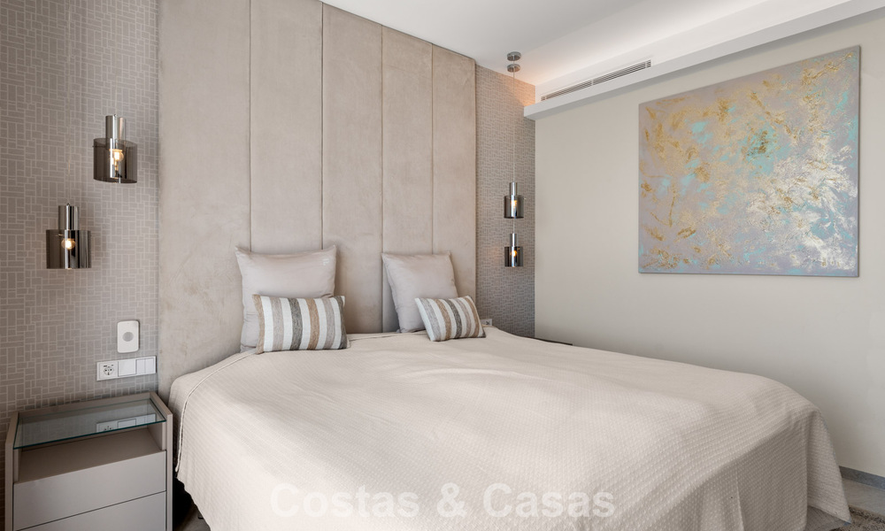 Lichtrijk, eigentijds luxe penthouse te koop met zeezicht in de heuvels van La Quinta Resort in Marbella - Benahavis 797680