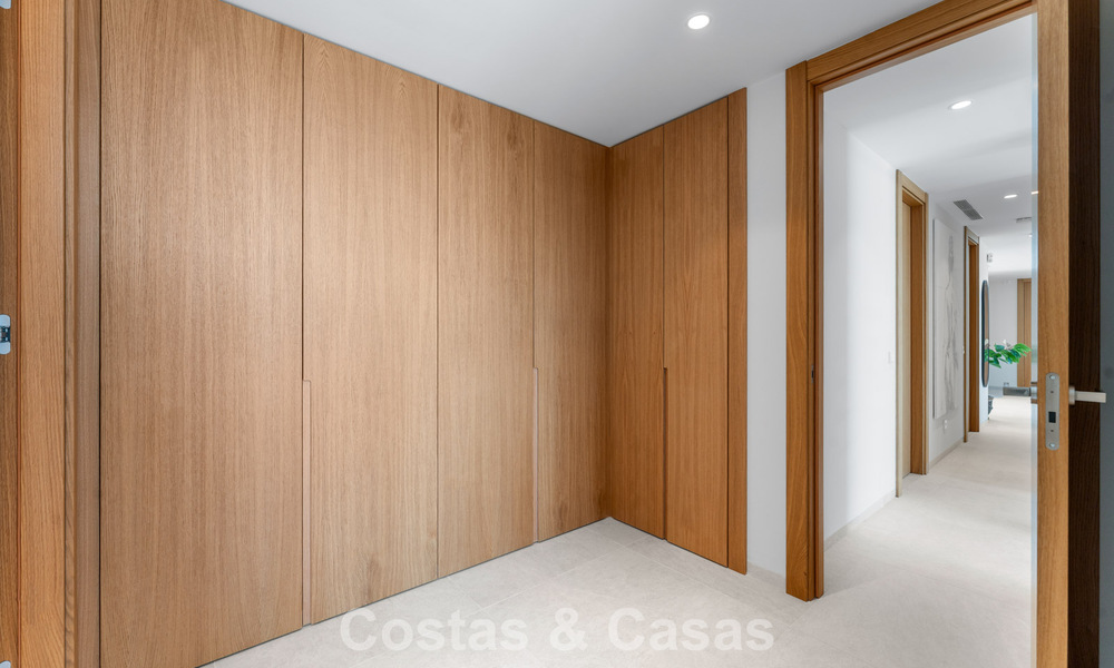 Lichtrijk, eigentijds luxe penthouse te koop met zeezicht in de heuvels van La Quinta Resort in Marbella - Benahavis 797682