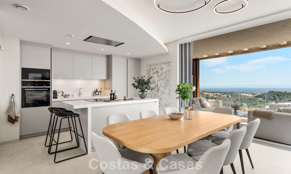 Lichtrijk, eigentijds luxe penthouse te koop met zeezicht in de heuvels van La Quinta Resort in Marbella - Benahavis 797700
