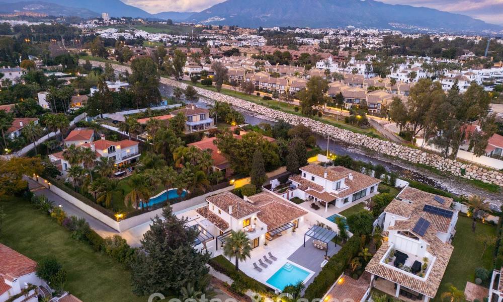 Hedendaagse Mediterrane villa te koop op loopafstand van het strand en voorzieningen van San Pedro, Marbella 797874