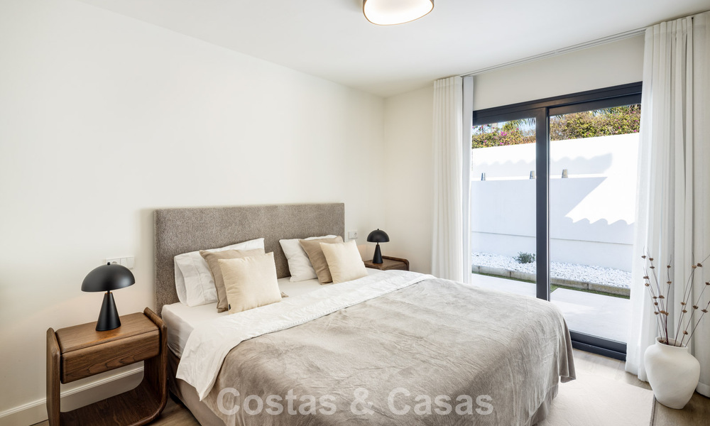 Hedendaagse Mediterrane villa te koop op loopafstand van het strand en voorzieningen van San Pedro, Marbella 797880