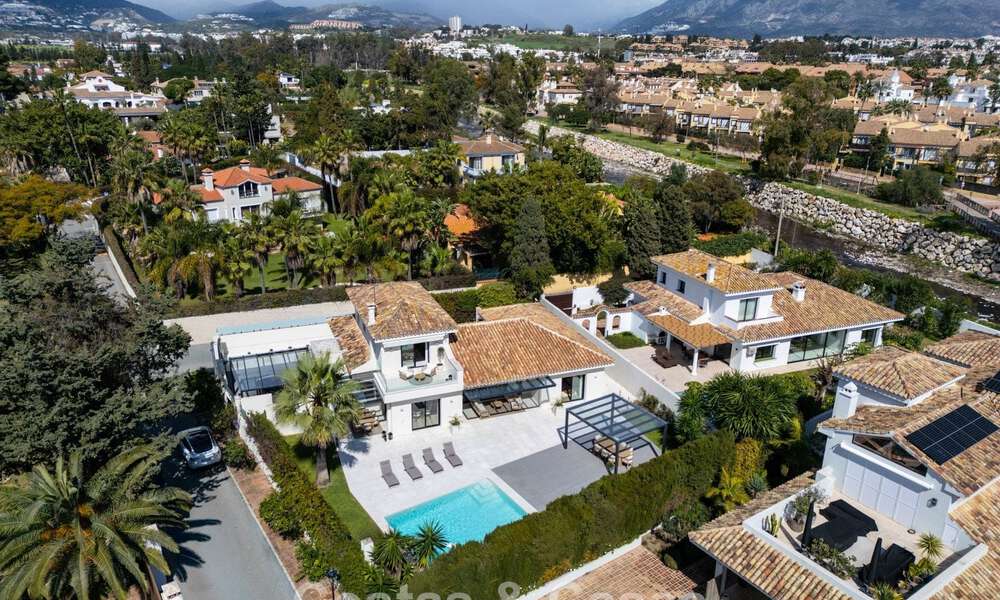 Hedendaagse Mediterrane villa te koop op loopafstand van het strand en voorzieningen van San Pedro, Marbella 797900