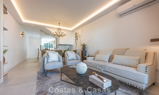 Eigentijds gerenoveerd herenhuis te koop in Aloha omgeven door golfbanen in Nueva Andalucia, Marbella 797922 