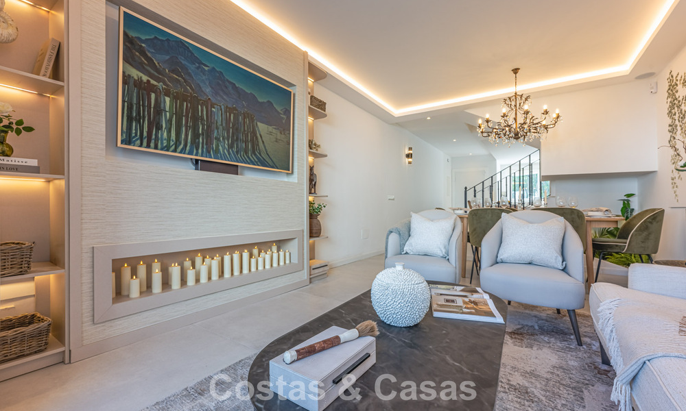 Eigentijds gerenoveerd herenhuis te koop in Aloha omgeven door golfbanen in Nueva Andalucia, Marbella 797923