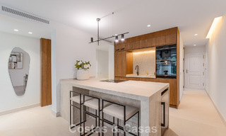 Stijlvol gerenoveerd tuinappartement te koop aan een hoogstaande golfbaan in La Quinta, Benahavis - Marbella 797943 