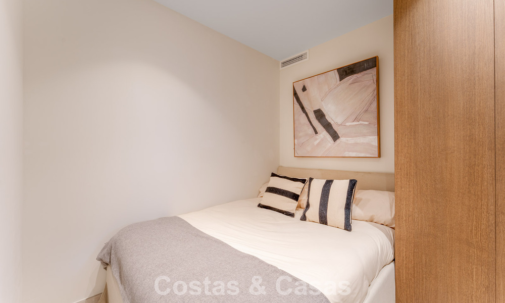 Stijlvol gerenoveerd tuinappartement te koop aan een hoogstaande golfbaan in La Quinta, Benahavis - Marbella 797954