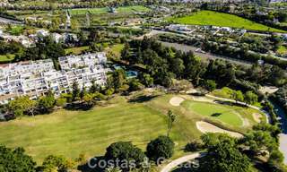 Stijlvol gerenoveerd tuinappartement te koop aan een hoogstaande golfbaan in La Quinta, Benahavis - Marbella 797964 