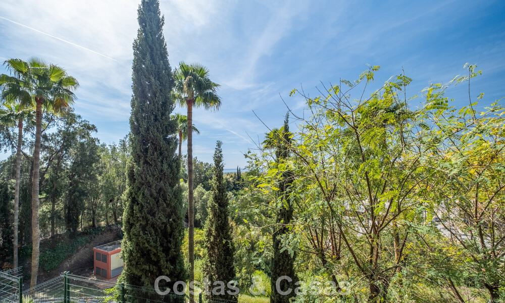 Ruim 2-slaapkamerappartement met zeezicht te koop in Marbella - Benahavis 797971