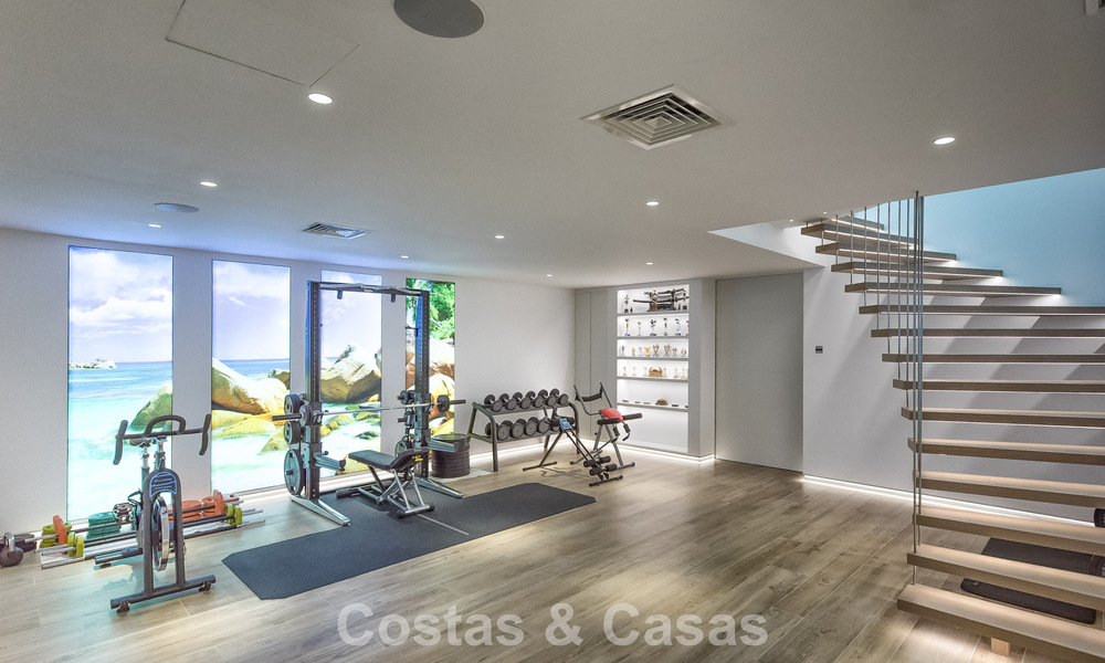 Indrukwekkende, moderne mansion met gastenverblijf te koop op de New Golden Mile tussen Marbella en Estepona 797983