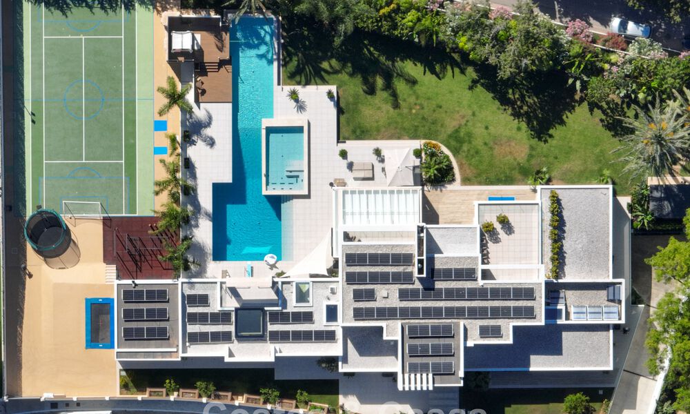 Indrukwekkende, moderne mansion met gastenverblijf te koop op de New Golden Mile tussen Marbella en Estepona 797992