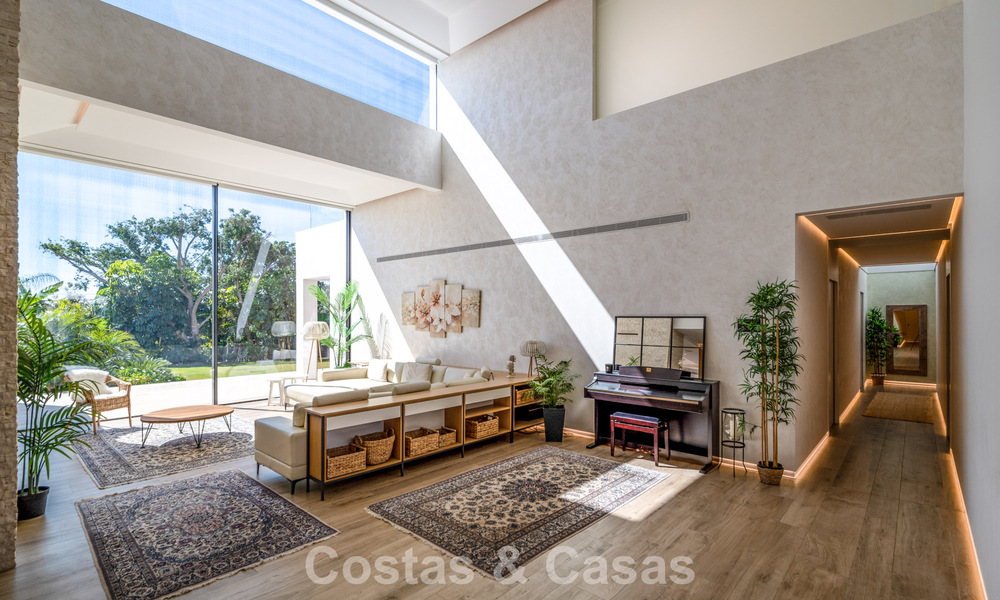 Indrukwekkende, moderne mansion met gastenverblijf te koop op de New Golden Mile tussen Marbella en Estepona 798000
