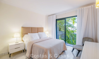 Instapklaar, ruim, luxe appartement met zeezicht te koop in Marbella - Benahavis 798165 
