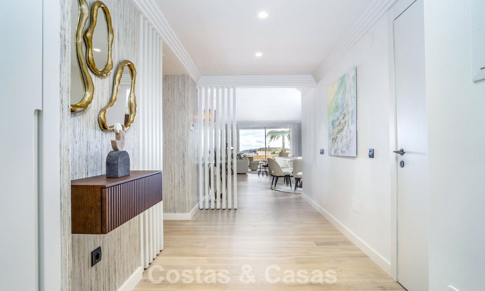 Ruim, gemoderniseerd 4-slaapkamerappartement met zeezicht te koop in Nueva Andalucia, Marbella 798243