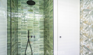 Ruim, gemoderniseerd 4-slaapkamerappartement met zeezicht te koop in Nueva Andalucia, Marbella 798254 